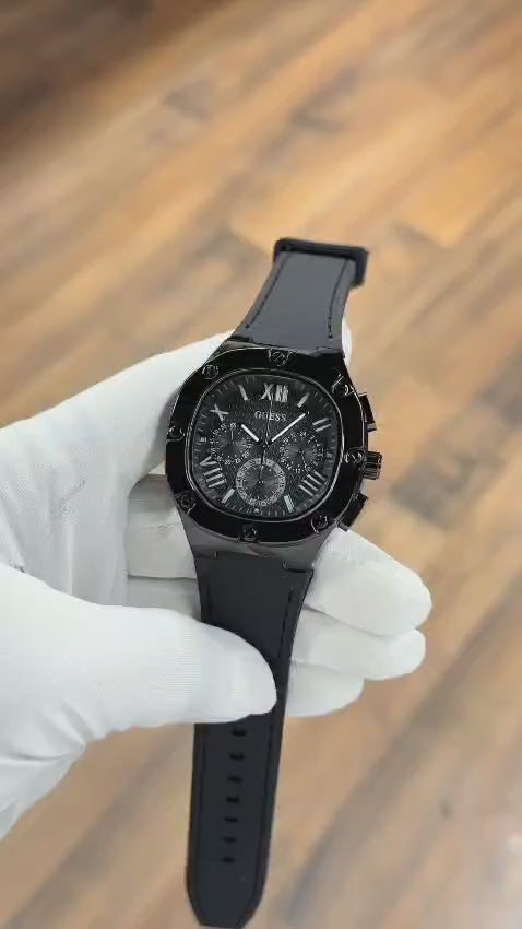 ✨ Guess “Headline” Chronograph