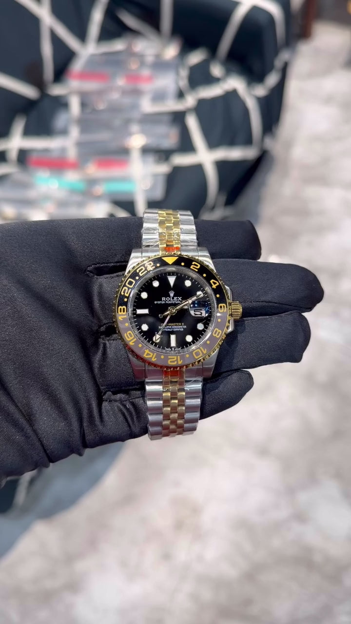 👑Rolex GMT-Master II in steel and gold.